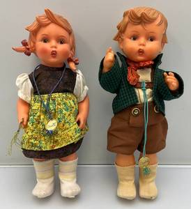 lot 264 image: Vintage M. J. Hummel (Goebel) Rubber Collectors Dolls 11.5