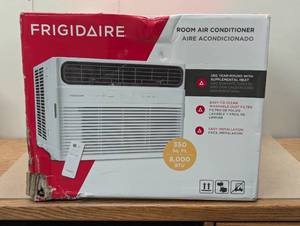 lot 60 image: 8000 BTU 115-Volt Window Air Conditioner Cools 350 sq. ft. with Heater with Remote in White