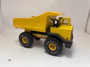 lot 12 image: Vintage Tonka Truck