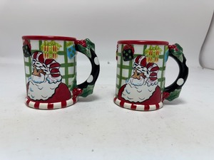 lot 40 image: Christmas Mugs