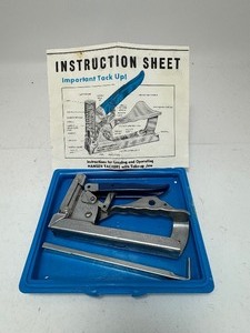 lot 44 image: Vintage Hansen Tacker Stapler