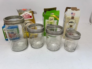 lot 46 image: Mason Jars & Lids