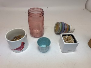 lot 59 image: Home Decor Items