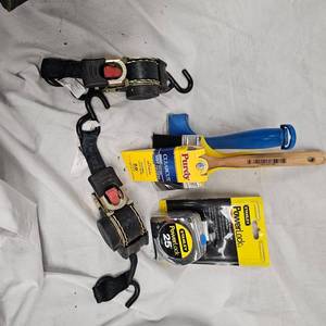 lot 17 image: Stanley Tape 25 Trailer Boat Tie Downs, Jugs, Brushes