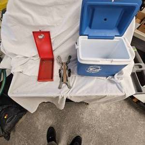 lot 46 image: Harley Davidson Boot Jack, Lockbox, Cooler
