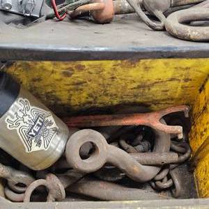 lot 51 image: Lot of 6-7 Hitch Pins and Oil Pan and Cobra 29 C.B