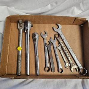 lot 62 image: Craftsman Ratchets and Wrenches