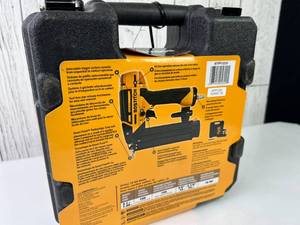 Bostitch Smart Point 18 GA Brad Nailer Kit