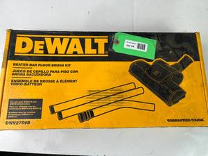 lot 24 image: DeWalt DWV2759B Beater Bar Floor Brush Kit