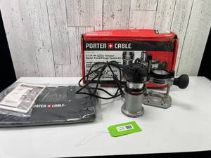 lot 65 image: Porter-Cable 450 Compact Router FixedPlunge Base Combo Kit, 1-14 HP