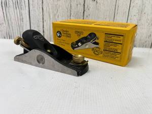 lot 71 image: Stanley No. 9-12 Block Plane with Box and Instructions