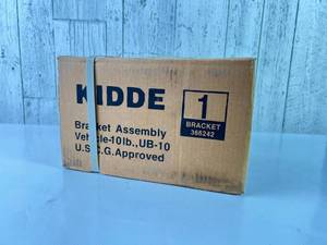 lot 320 image: Kidde Bracket Assembly for 10lb UB-10 Fire Extinguishers (Model 366242)