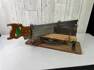 lot 437 image: Stanley No. 2358 Miter Box with Saw - Made in USA