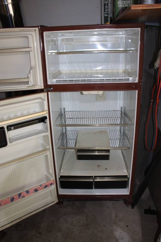 Montgomery Ward Signature Frostless 17 Refrigerator for Sale in