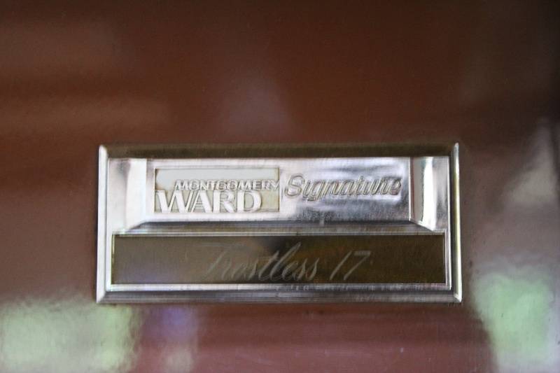 Montgomery Ward Signature Frostless 17 Refrigerator for Sale in