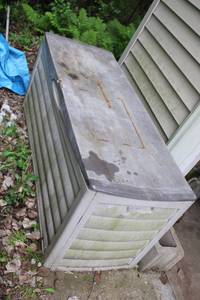 lot 38 image: Suncast Resin Outdoor Storage Deck Box