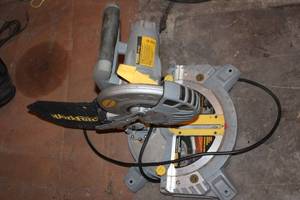 lot B-45 image: WorkForce 10-Inch Compound Miter Saw with Laser Guide