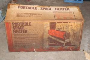 lot 78 image: Porta-Heat 40 Portable Space Heater in Original Box