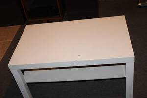 lot 144 image: White Rectangular Coffee Table with Shelf