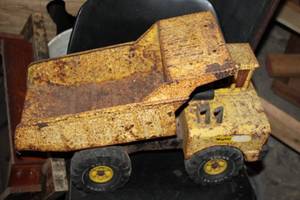 lot 158 image: Vintage Tonka Mighty Dump Truck with Rusted Patina