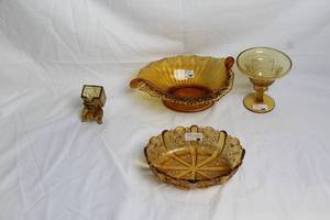 lot 24 image: Vintage Fenton 3-Piece Console Set in Amber Glass