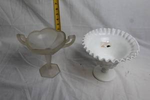 lot 65 image: Pair of Vintage Milk Glass and Frosted Glass Compotes
