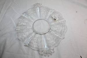 lot 72 image: Elegant Patterned Glass Platter with Floral Etchings
