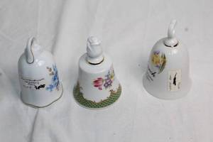 lot 77 image: Set of 3 Vintage Porcelain Bells with Floral Designs