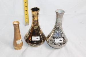 lot 84 image: Set of 3 Stangl Pottery Vases with 22K Gold and Colonial Silver Designs
