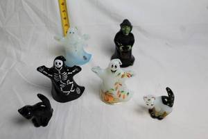 lot A-99 image: Set of 6 Fenton Handpainted Halloween Figurines