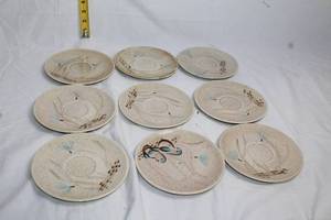 lot 113 image: Set of 8 Red Wing Hand-Painted Oven-Proof Saucer Plates