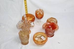 lot 120 image: Set of 6 Vintage Carnival Glassware Pieces