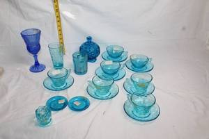 lot A-124 image: Collection of Vintage Blue Depression Glassware