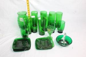 lot 130 image: Vintage Green Glassware Collection with Pitcher and Plates