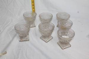 lot 140 image: Set of 6 Vintage Glass Dessert Cups with Intricate Design