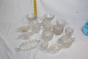 lot 142 image: Collection of Vintage Crystal Glassware - 16 Pieces