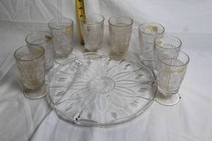 lot 182 image: Vintage Pressed Glass Punch Bowl Set with 8 Matching Cups