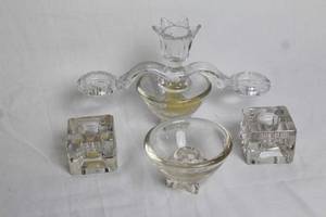 lot 188 image: Vintage Cambridge Square Crystal Candle Holder Set