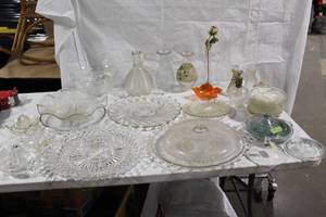 lot 209 image: Vintage Glassware Collection - Includes Waterford and Hocking Pieces