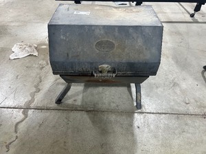 lot 16 image: GRILL