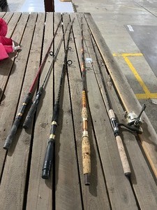 lot 62 image: 5 FISHING POLES