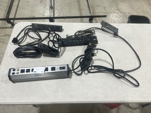 lot 91 image: 6) POWER STRIPS