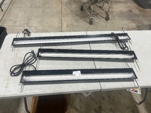 lot 92 image: 2) 37 & 1) 49  UNDER CABINET LIGHTS