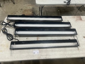lot 93 image: 4) 37   UNDER CABINET LIGHTS