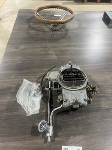 lot 99 image: HOLLEY CARB