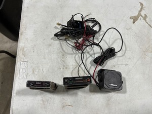 lot 119 image: 2 ESCORT RADARS & EXTERNAL SPEAKER W HARDWIRE KIT
