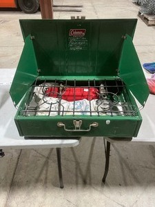 lot 169 image: COLEMAN 413G STOVE