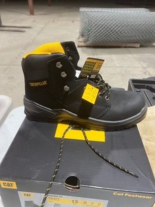 lot 174 image: CAT STRIVER BOOTS SIZE 13 (NEW)