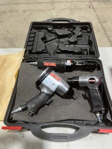 lot 175 image: CRAFTSMAN AIR TOOL KIT