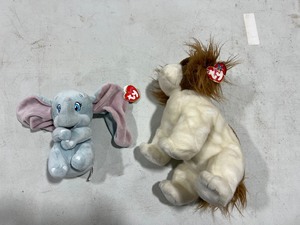 lot 127 image: 2 TY BEANIE BABIES